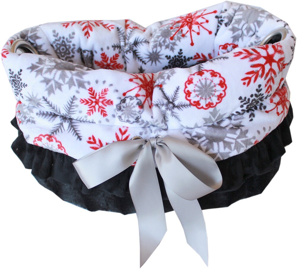 Christmas Dog, Puppy & Pet or Cat Reversible Snuggle Bugs Pet Bed, Bag, and Car Seat All-in-One, "Red Snowflake"